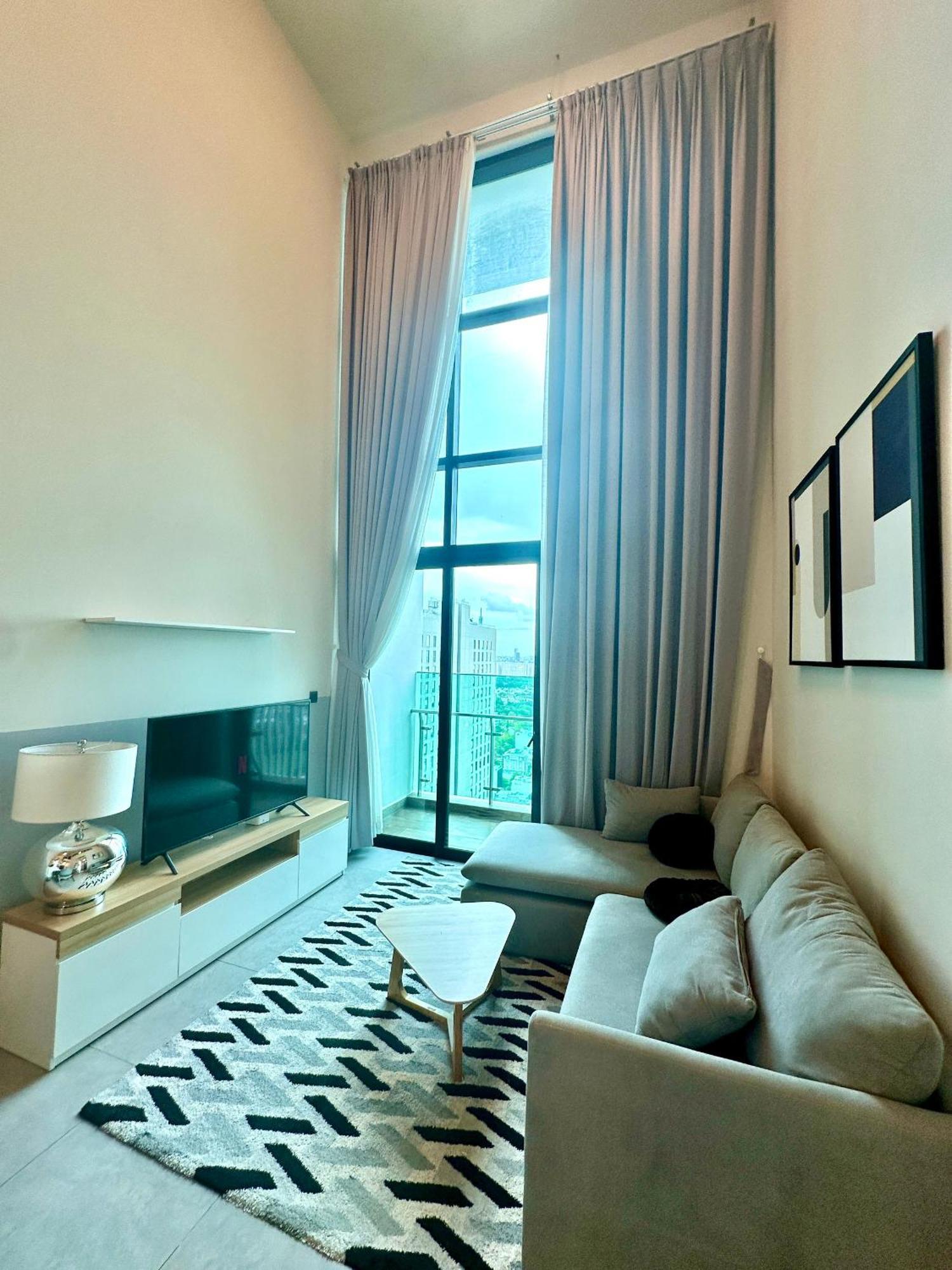 Feliz Luxurry Duplex Apartment Saigon Ho Chi Minh City Exterior photo